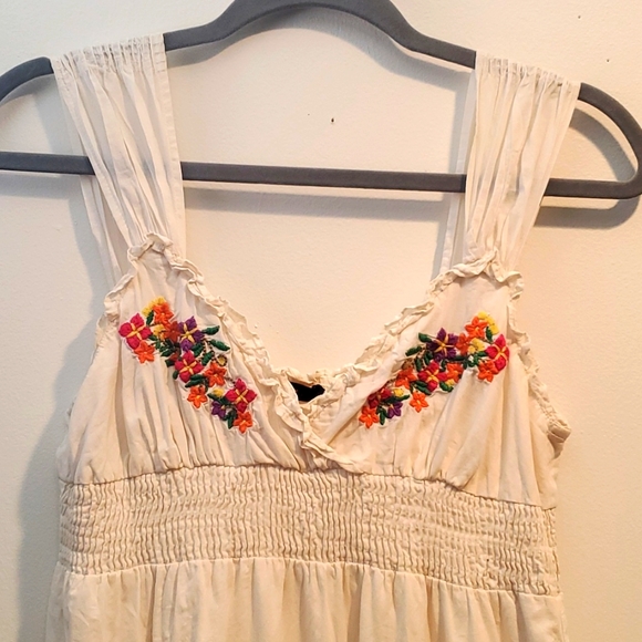 Urban Outfitters Lux brand embroidered mini dress - Picture 2 of 6